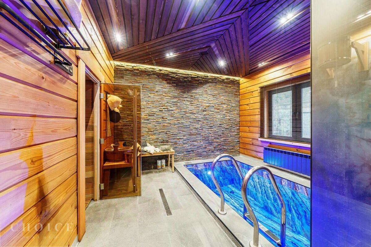 2-этажный коттедж 703 м² без отделки