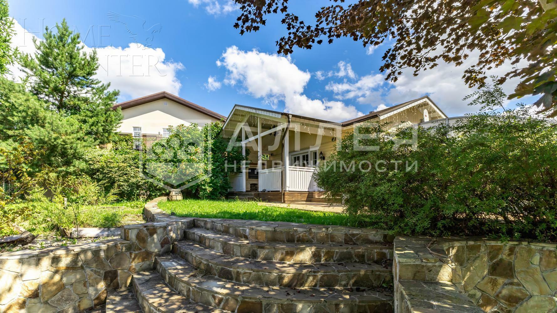 2-этажный коттедж 400 м² с отделкой