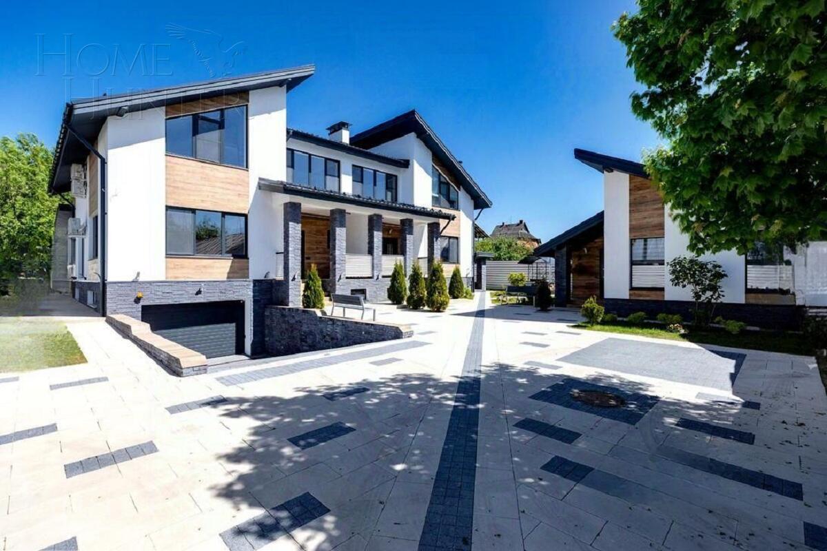 2-этажный коттедж 673 м² с отделкой