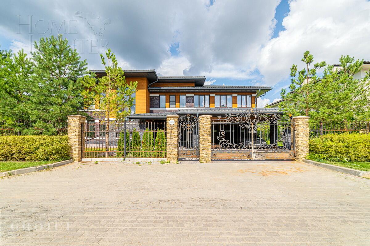 2-этажный коттедж 703 м² без отделки