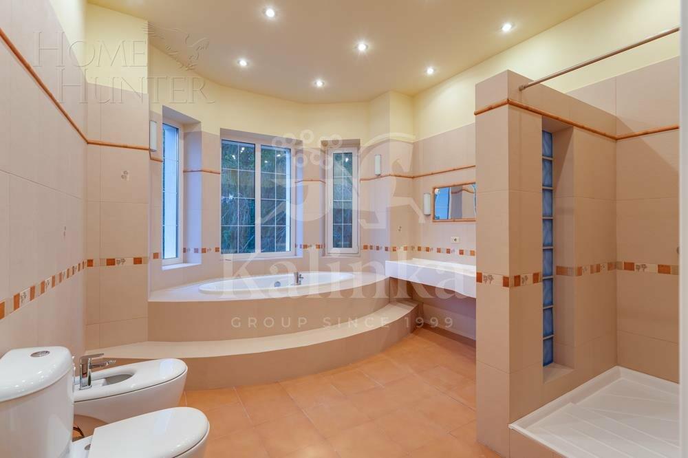 2-этажный коттедж 511 м² с отделкой