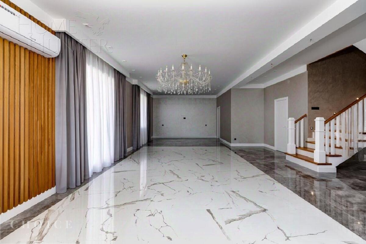 2-этажный коттедж 673 м² с отделкой