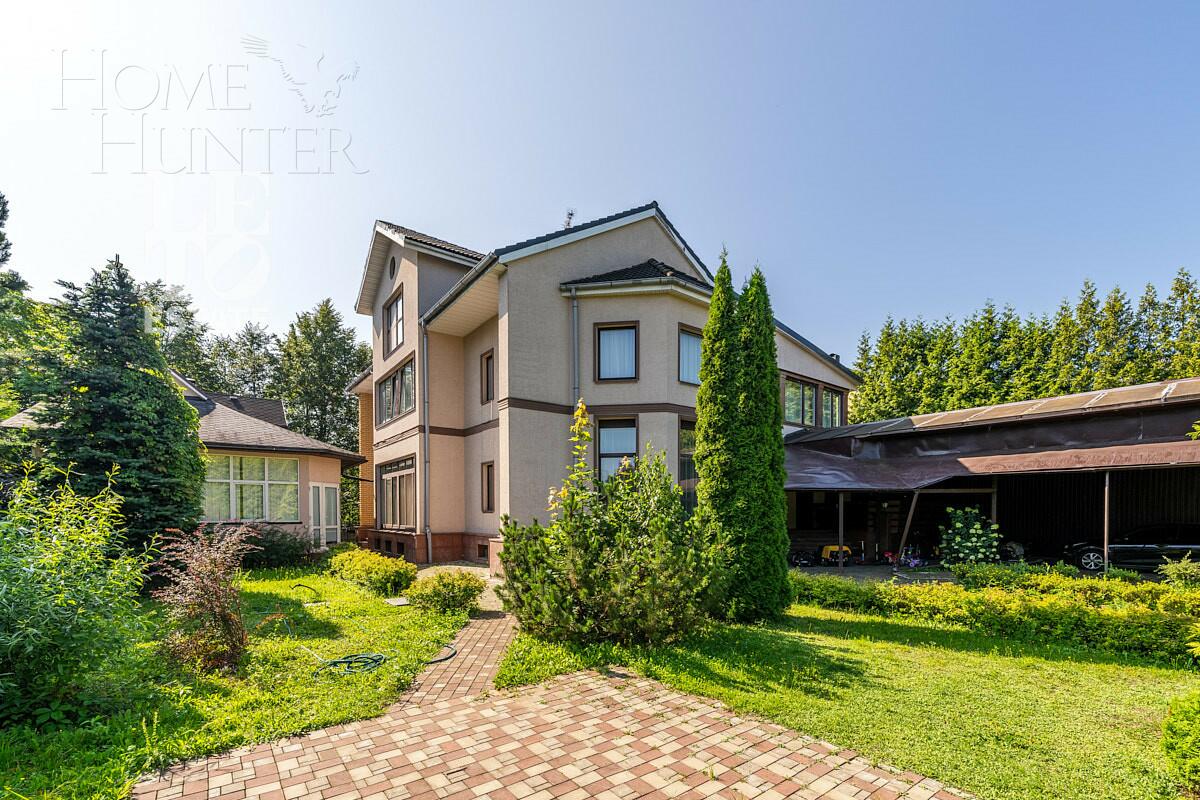 2-этажный коттедж 600 м² с отделкой