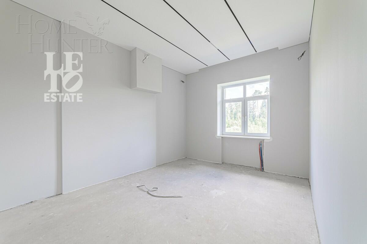 2-этажный коттедж 750 м² без отделки