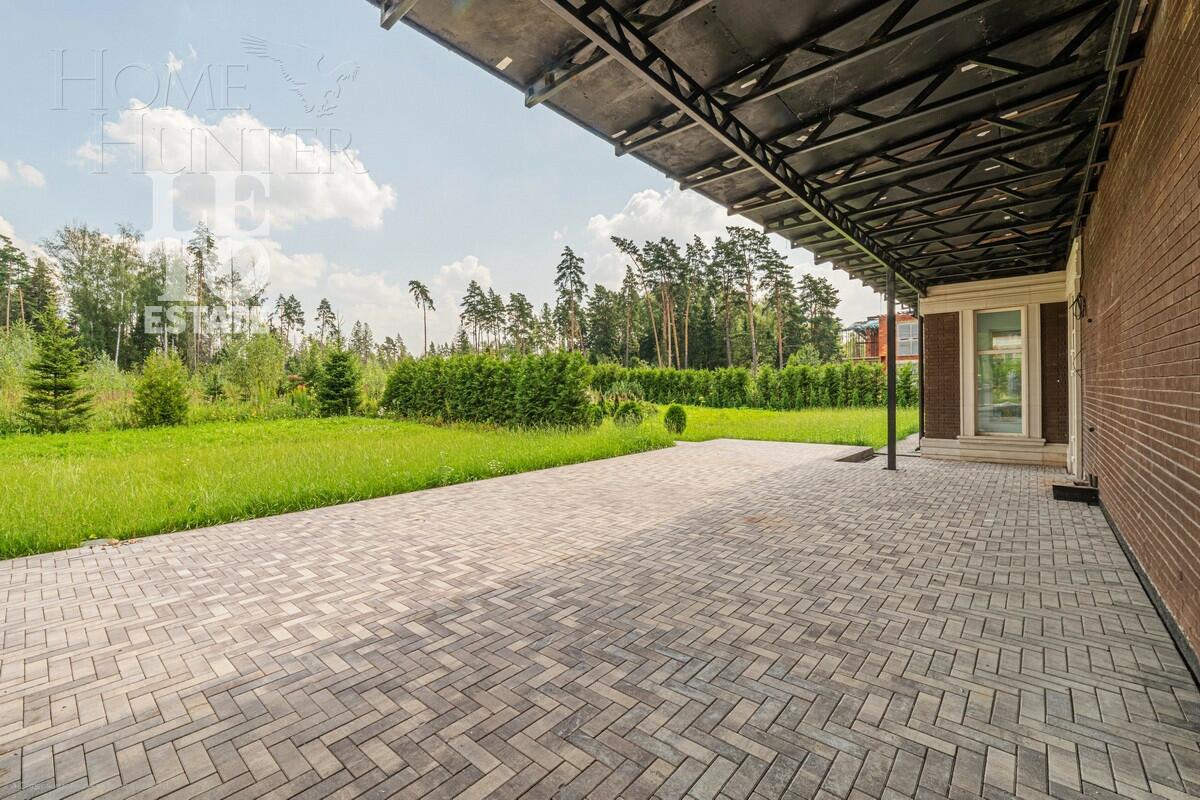 2-этажный коттедж 750 м² без отделки