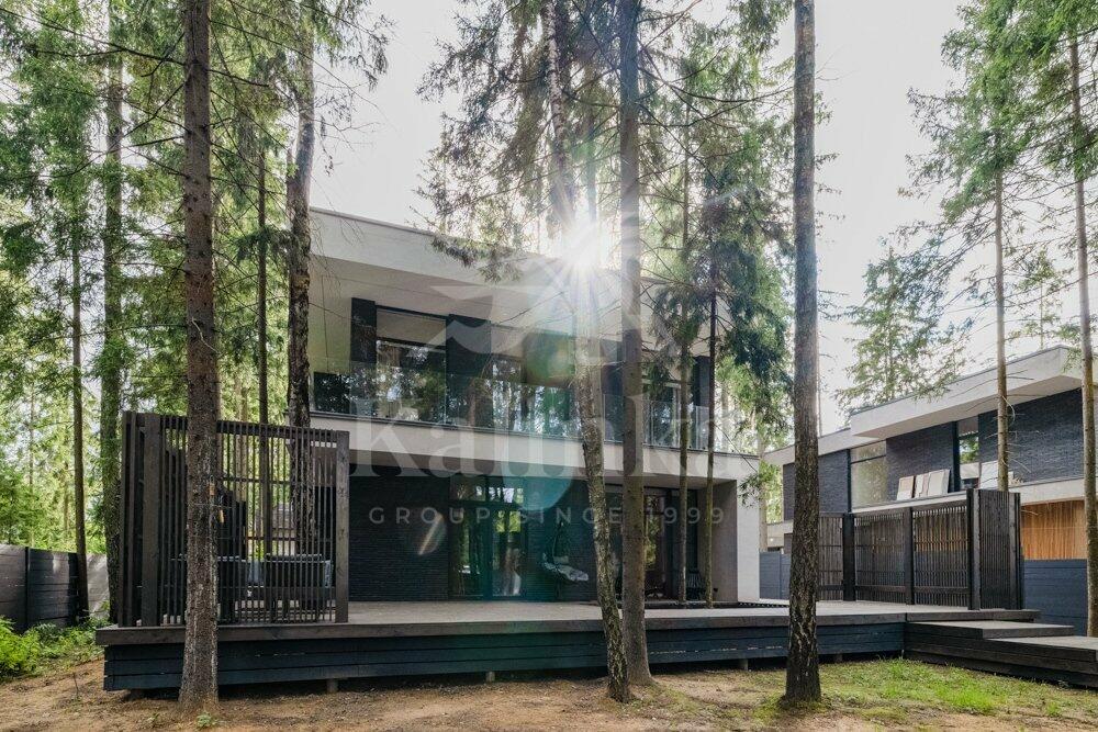 2-этажный коттедж 256 м² с отделкой