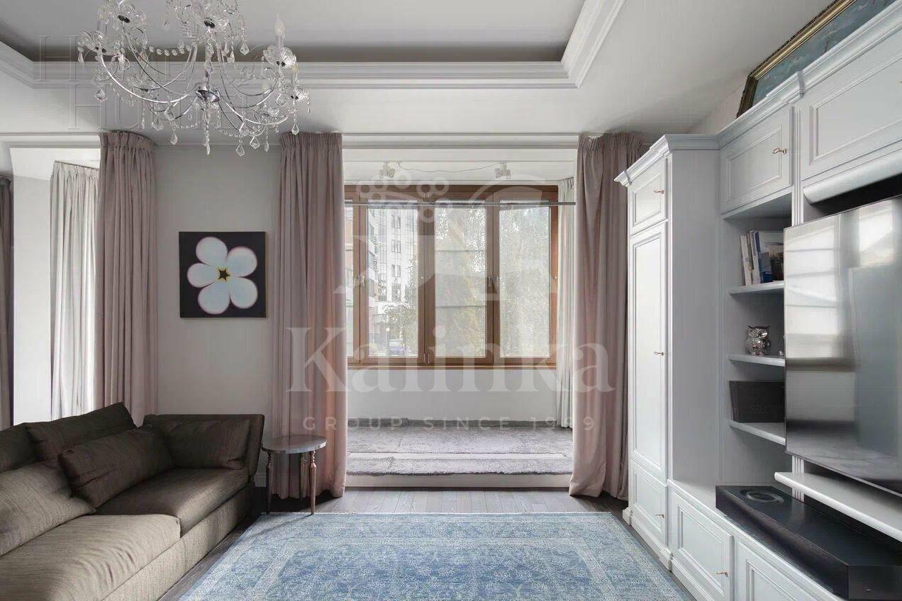 4-КОМН. КВАРТИРА С ОТДЕЛКОЙ 258.2 М² НА 1 ЭТАЖЕ