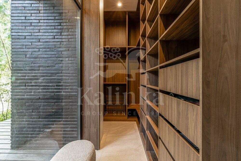 2-этажный коттедж 256 м² с отделкой