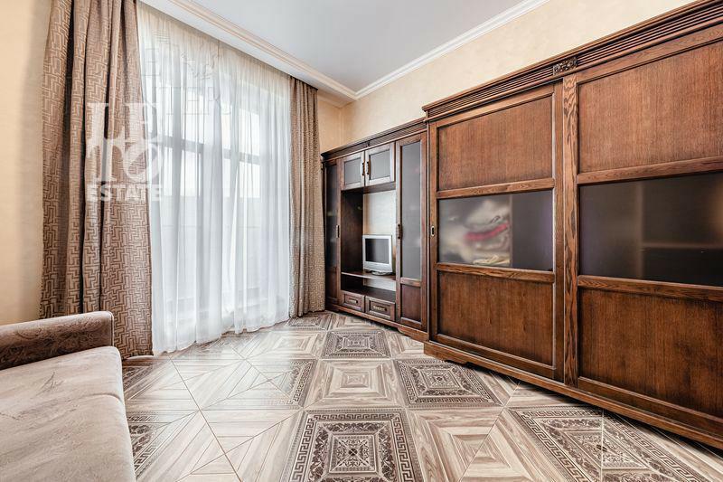 2-этажный таунхаус 250 м² с отделкой