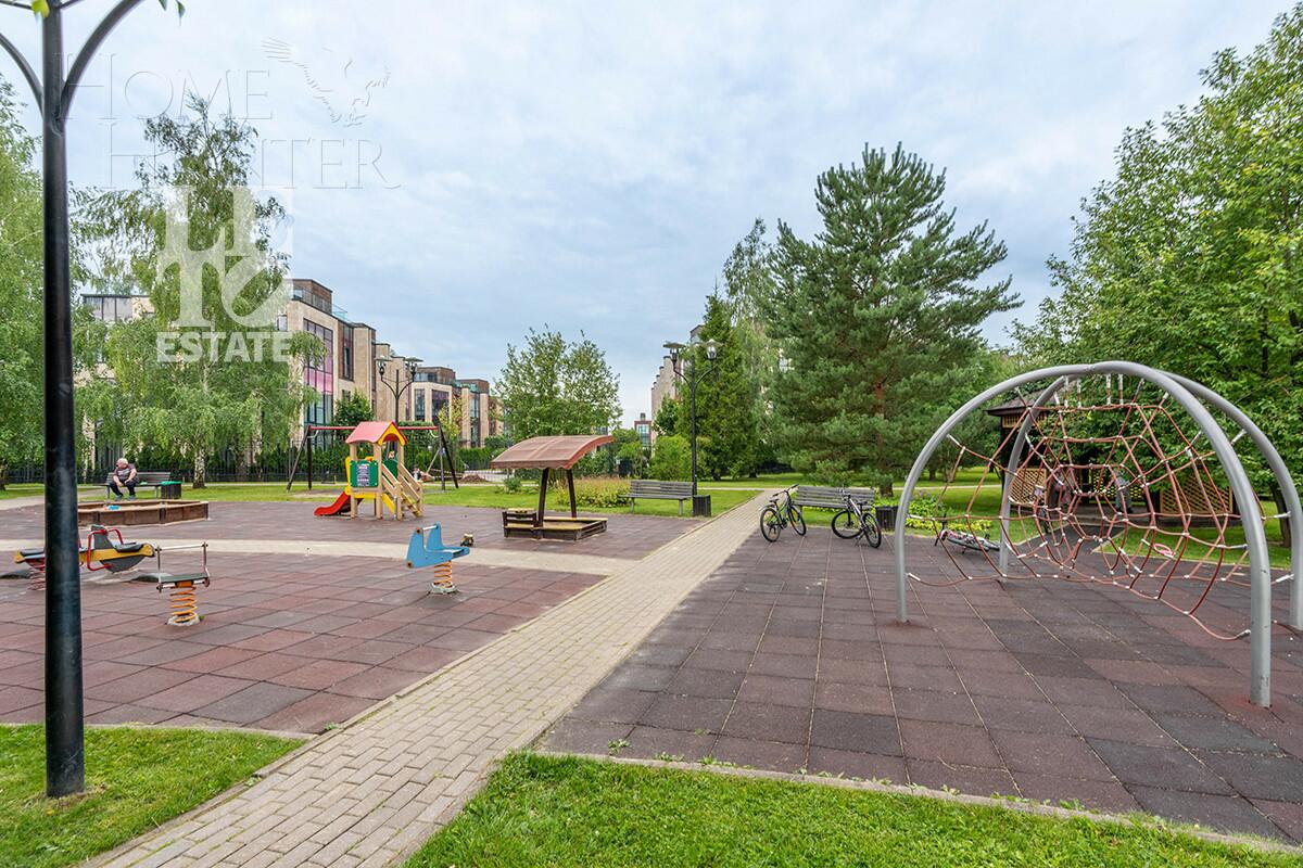 2-этажный таунхаус 250 м² с отделкой