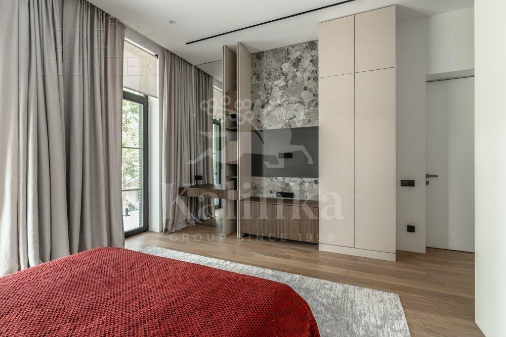 2-этажный коттедж 256 м² с отделкой