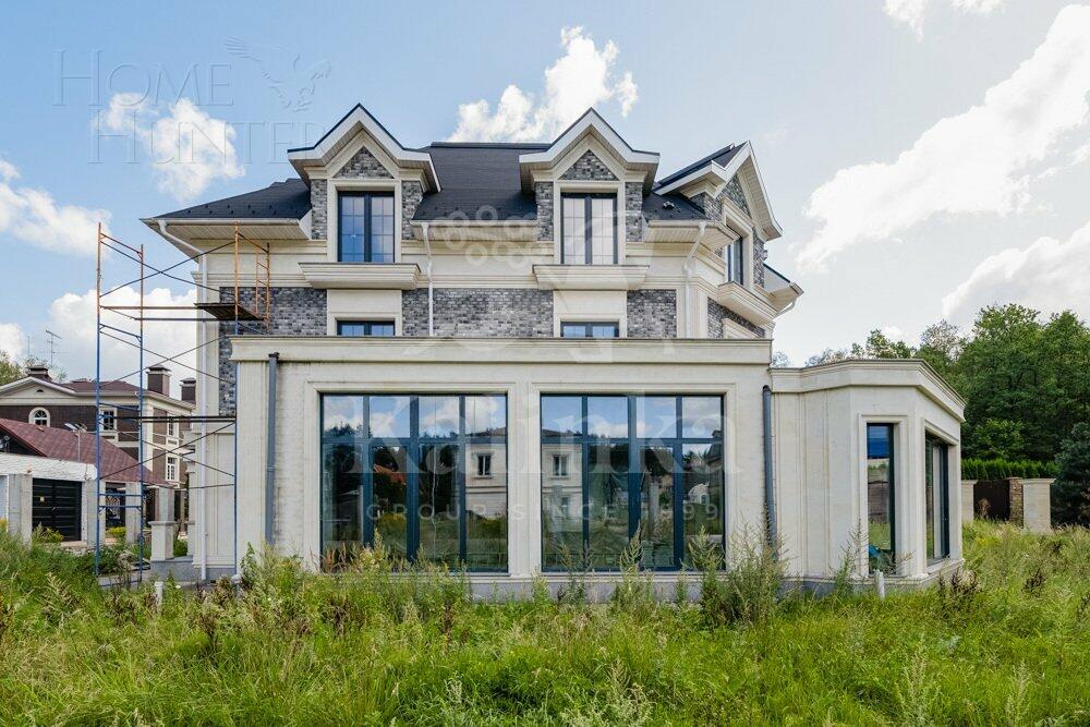 2-этажный коттедж 500 м² без отделки