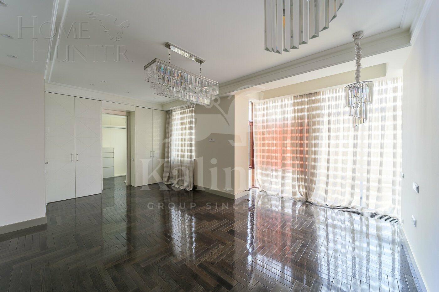 4-КОМН. КВАРТИРА С ОТДЕЛКОЙ 230 М² НА 6 ЭТАЖЕ