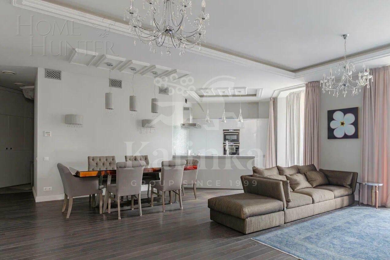 4-КОМН. КВАРТИРА С ОТДЕЛКОЙ 258.2 М² НА 1 ЭТАЖЕ