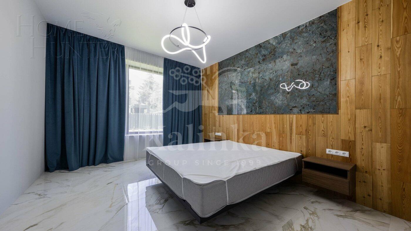 2-этажный коттедж 250 м² с отделкой