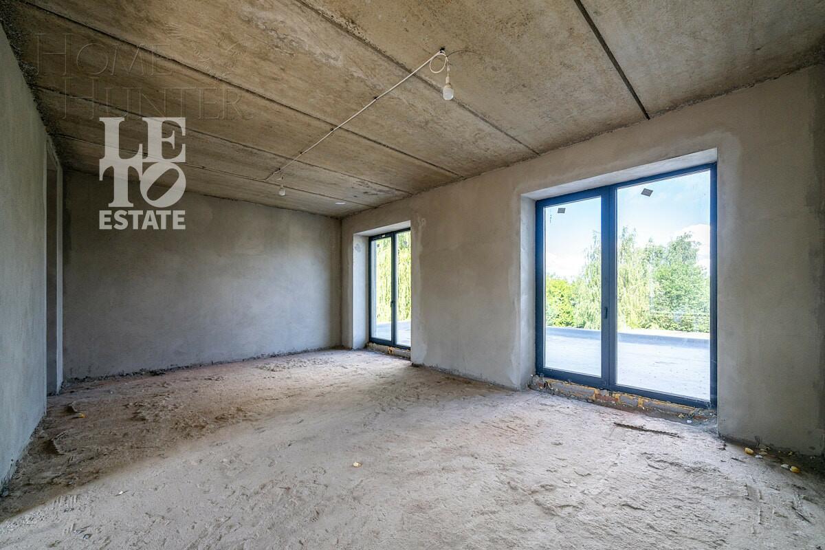 3-этажный коттедж 770 м² без отделки