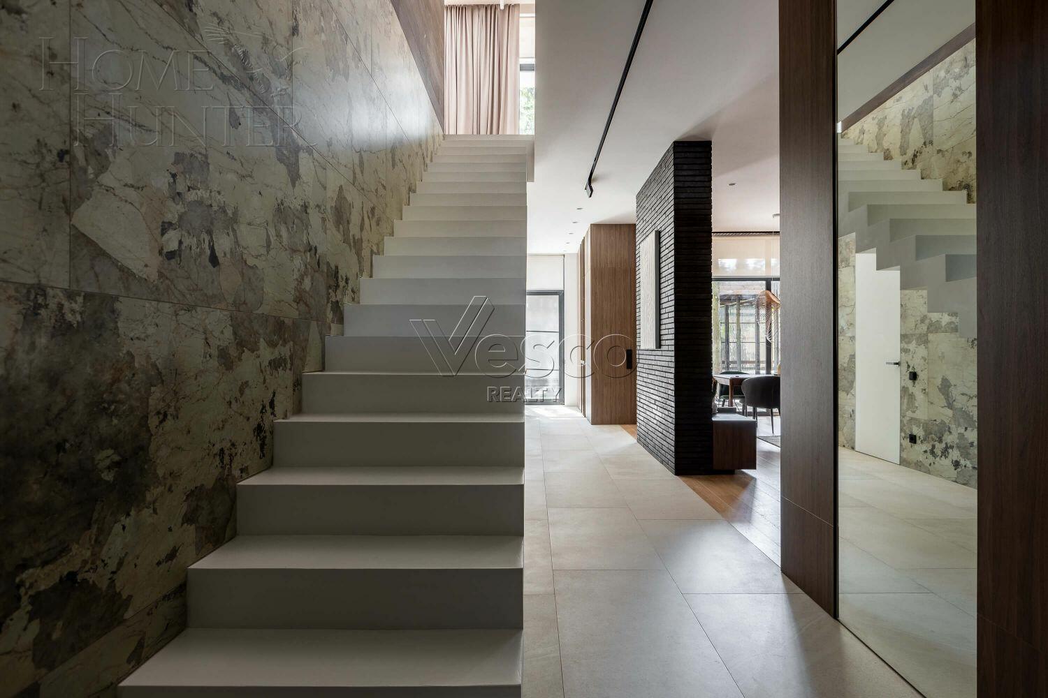 2-этажный коттедж 252 м² с отделкой