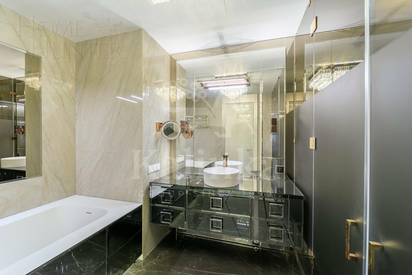 4-КОМН. КВАРТИРА С ОТДЕЛКОЙ 230 М² НА 6 ЭТАЖЕ