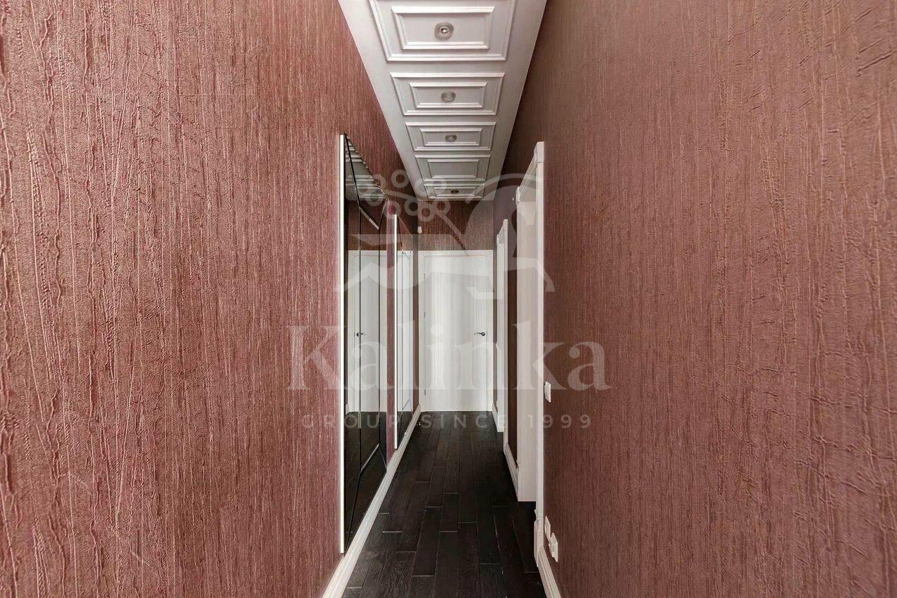 4-КОМН. КВАРТИРА С ОТДЕЛКОЙ 258.2 М² НА 1 ЭТАЖЕ