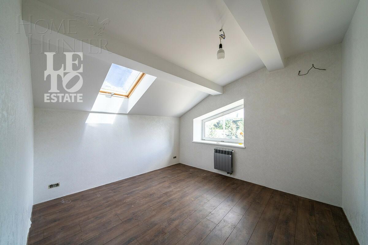 3-этажный коттедж 770 м² без отделки