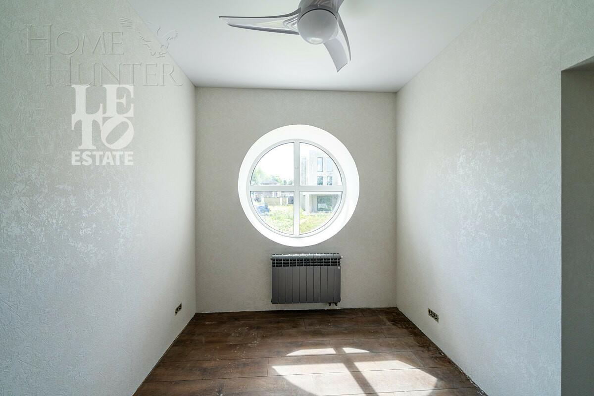 3-этажный коттедж 770 м² без отделки