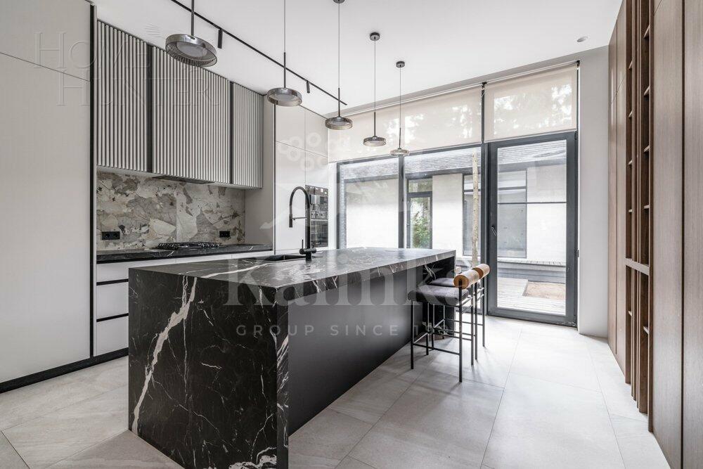 2-этажный коттедж 256 м² с отделкой