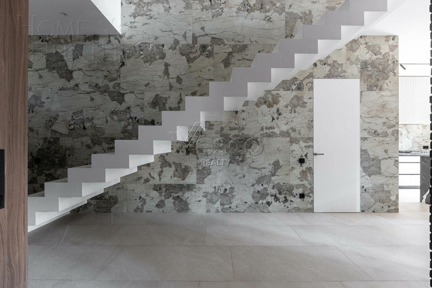 2-этажный коттедж 252 м² с отделкой