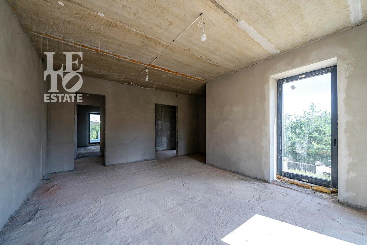 3-этажный коттедж 770 м² без отделки