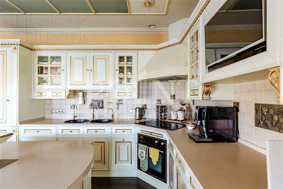 6-КОМН. КВАРТИРА С ОТДЕЛКОЙ 252.3 М² НА 8 ЭТАЖЕ