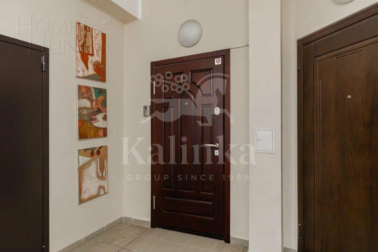 4-КОМН. КВАРТИРА С ОТДЕЛКОЙ 258.2 М² НА 1 ЭТАЖЕ