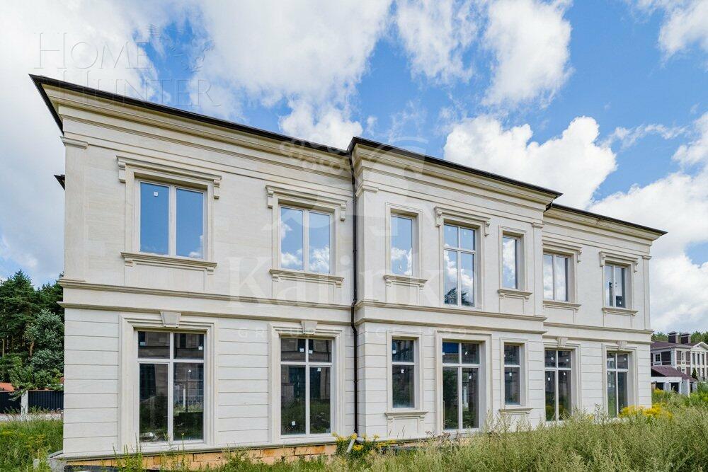 2-этажный коттедж 650 м² без отделки