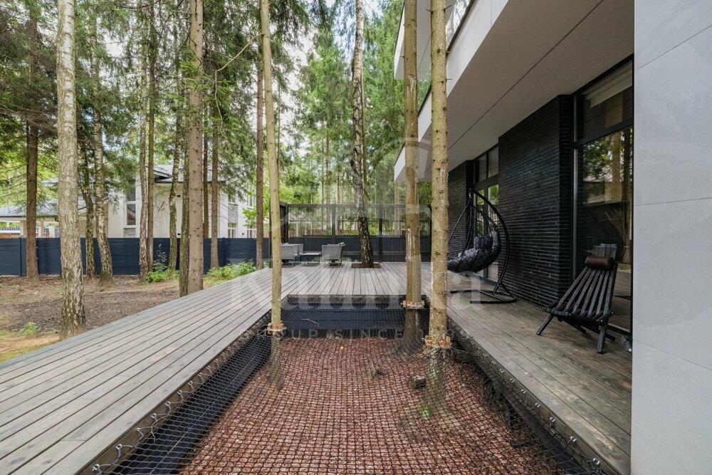 2-этажный коттедж 256 м² с отделкой