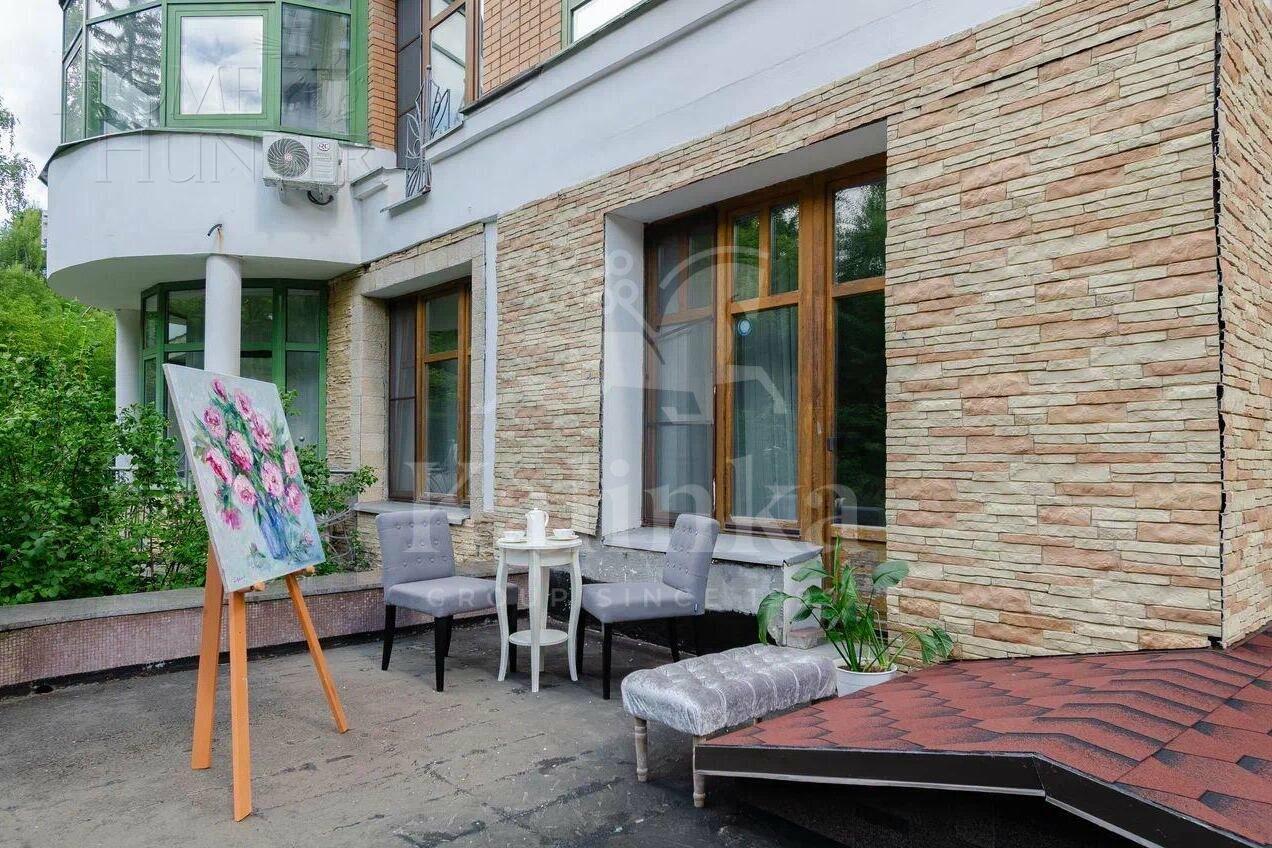 4-КОМН. КВАРТИРА С ОТДЕЛКОЙ 258.2 М² НА 1 ЭТАЖЕ