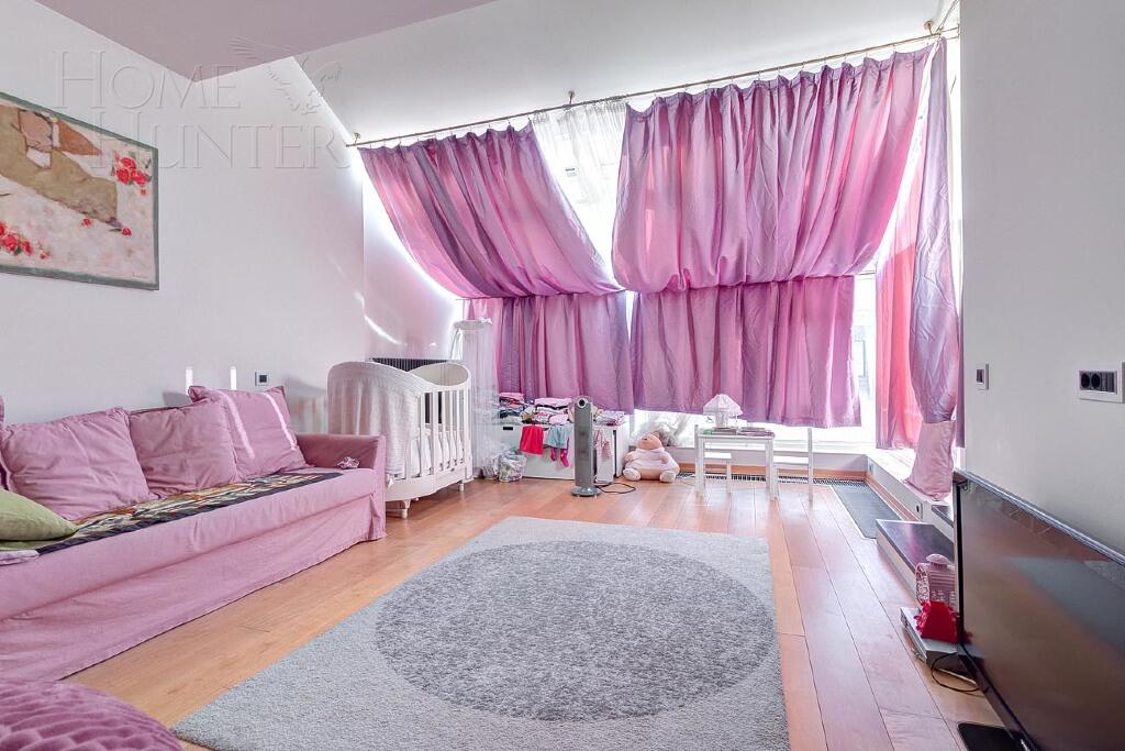 3-этажный таунхаус 354 м² с отделкой