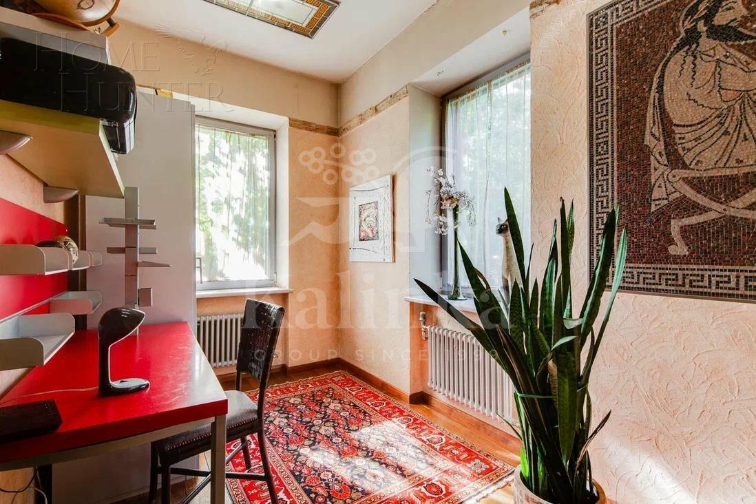 2-этажный коттедж 660 м² с отделкой