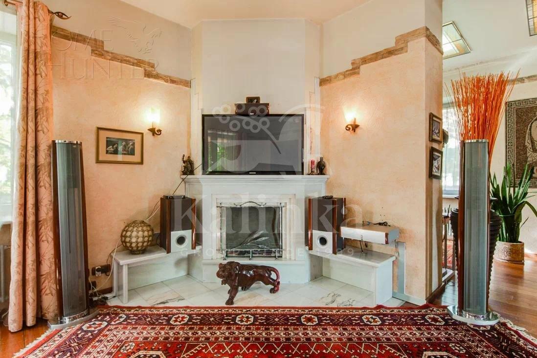 2-этажный коттедж 660 м² с отделкой