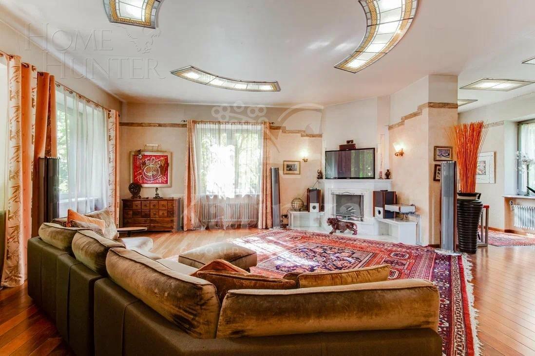 2-этажный коттедж 660 м² с отделкой