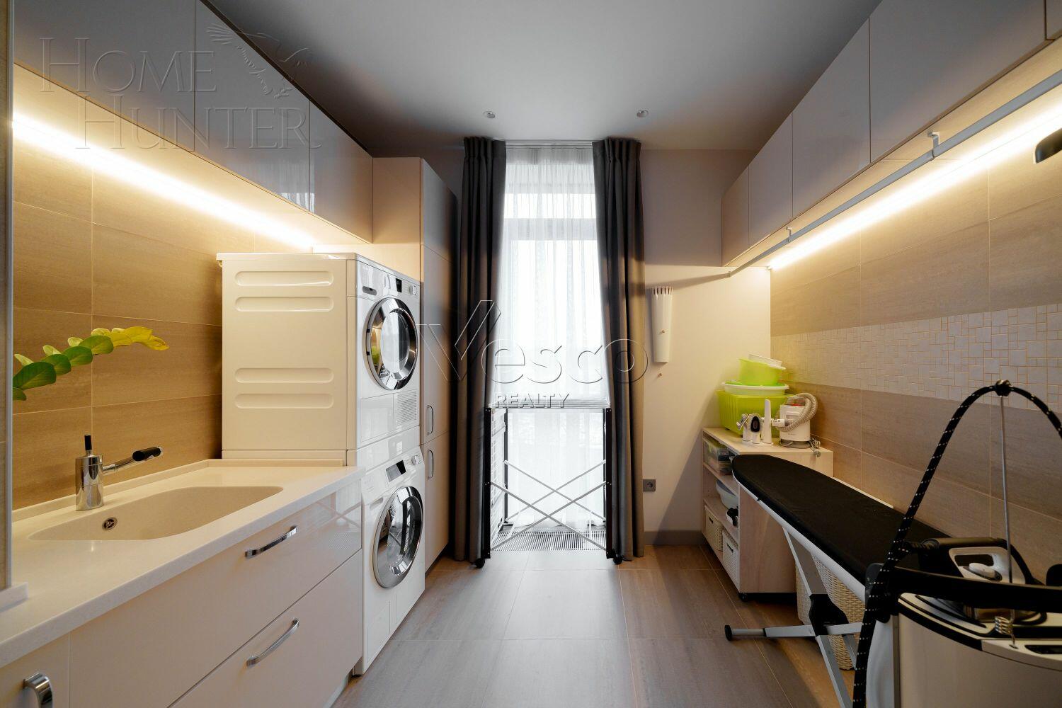 4-этажный таунхаус 278 м² с отделкой