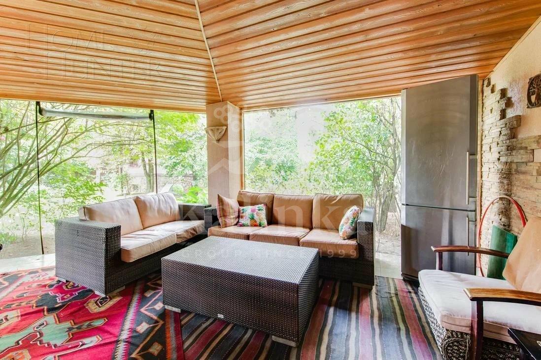 2-этажный коттедж 660 м² с отделкой