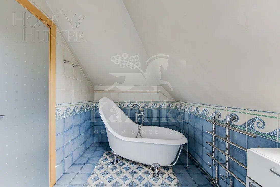 2-этажный коттедж 660 м² с отделкой