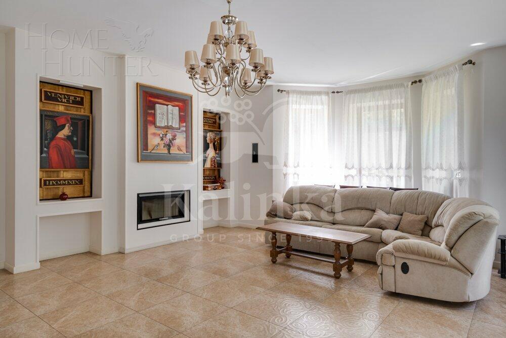 3-этажный коттедж 550 м² с отделкой