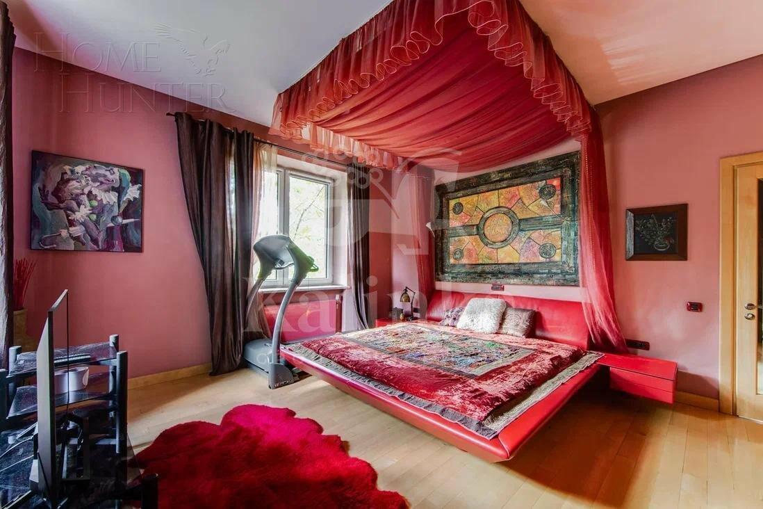 2-этажный коттедж 660 м² с отделкой