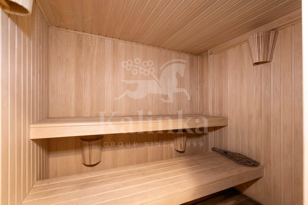 3-этажный коттедж 550 м² с отделкой