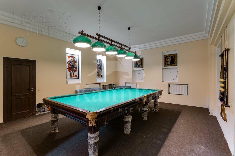 3-этажный коттедж 550 м² с отделкой