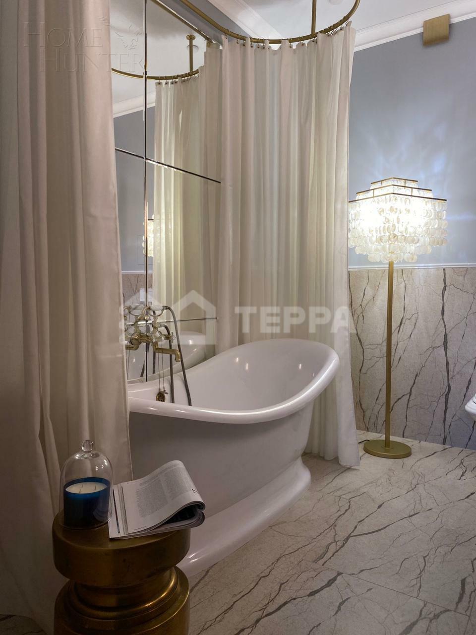 3-этажный коттедж 500 м² с отделкой