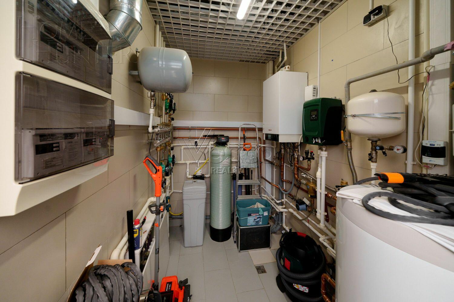 4-этажный таунхаус 278 м² с отделкой