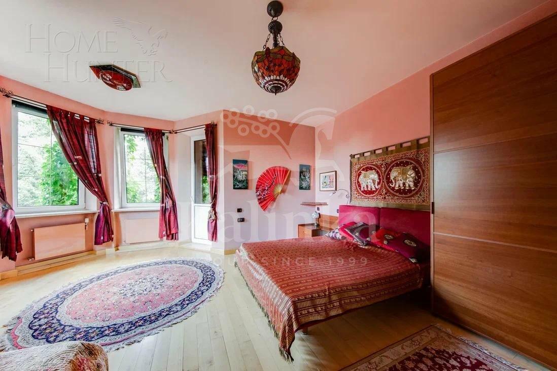 2-этажный коттедж 660 м² с отделкой