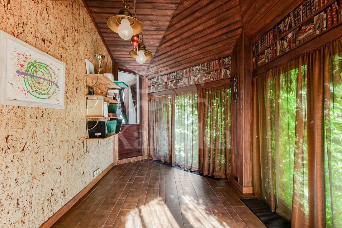 2-этажный коттедж 660 м² с отделкой