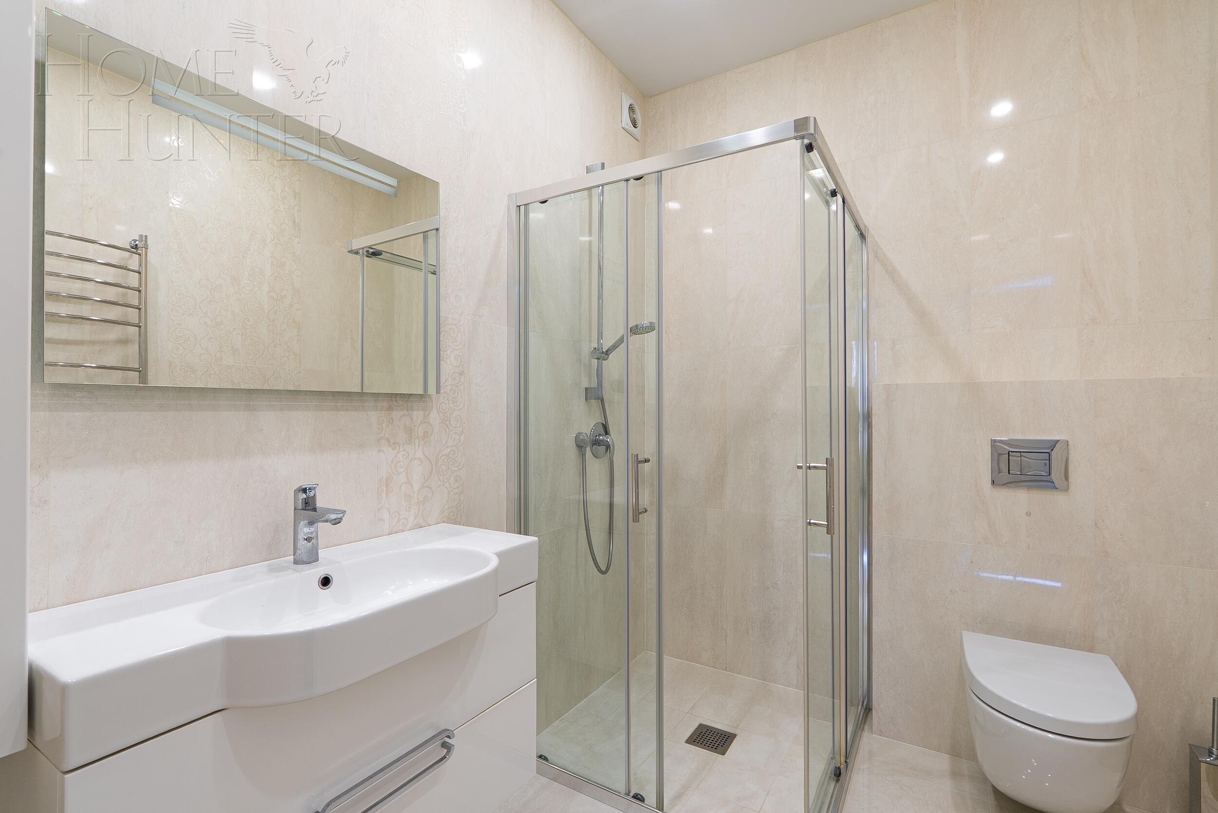 2-этажный коттедж 400 м² с отделкой