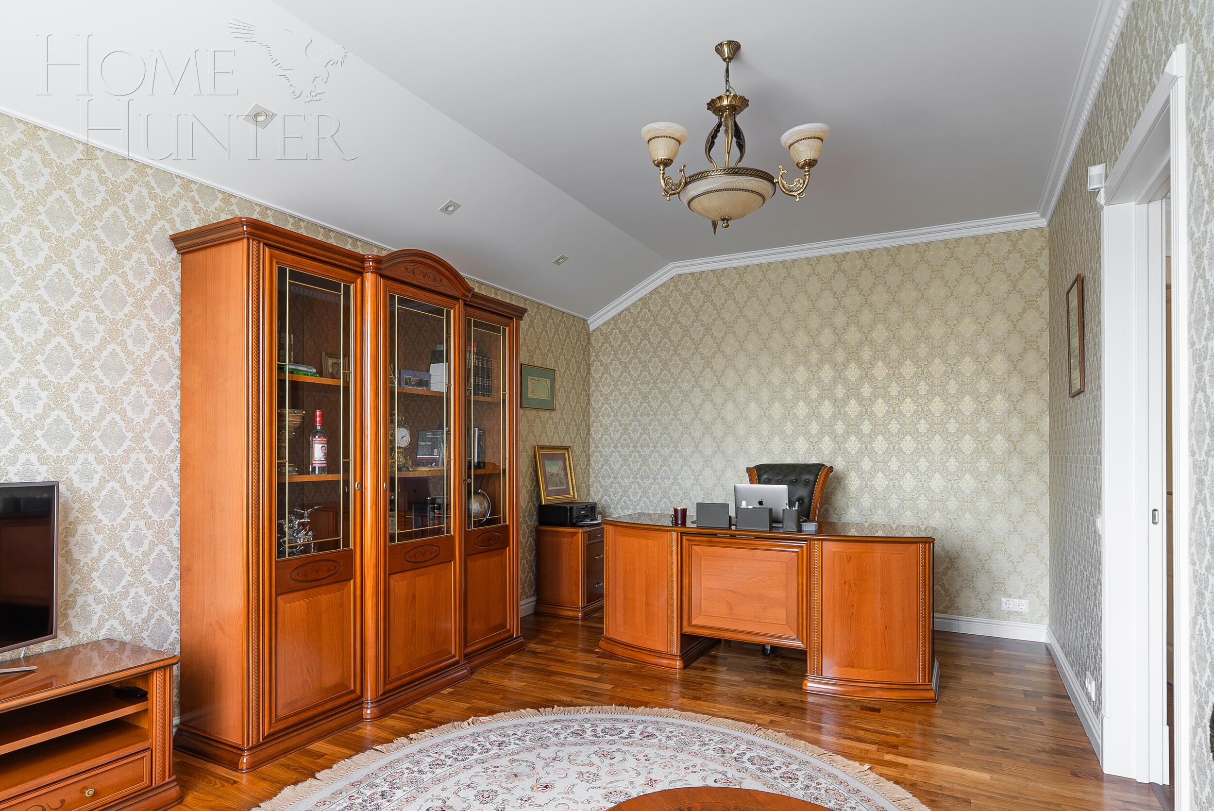 2-этажный коттедж 400 м² с отделкой